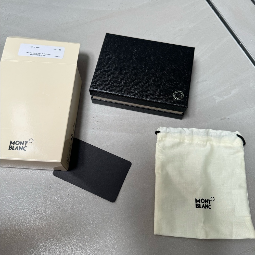 Montblanc Black Wallet’s case